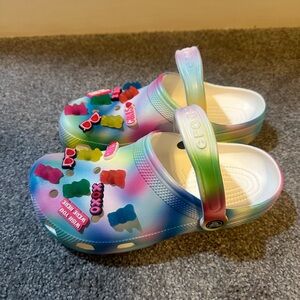 Brand New. Enjoy a Pair of Women's Crocs Tie Dye Color Size 8